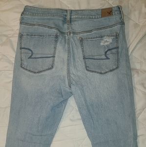 Hi-Rise Distressed Jeggings